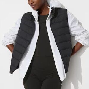 UNIQLO Lightweight Black Puffer Vest